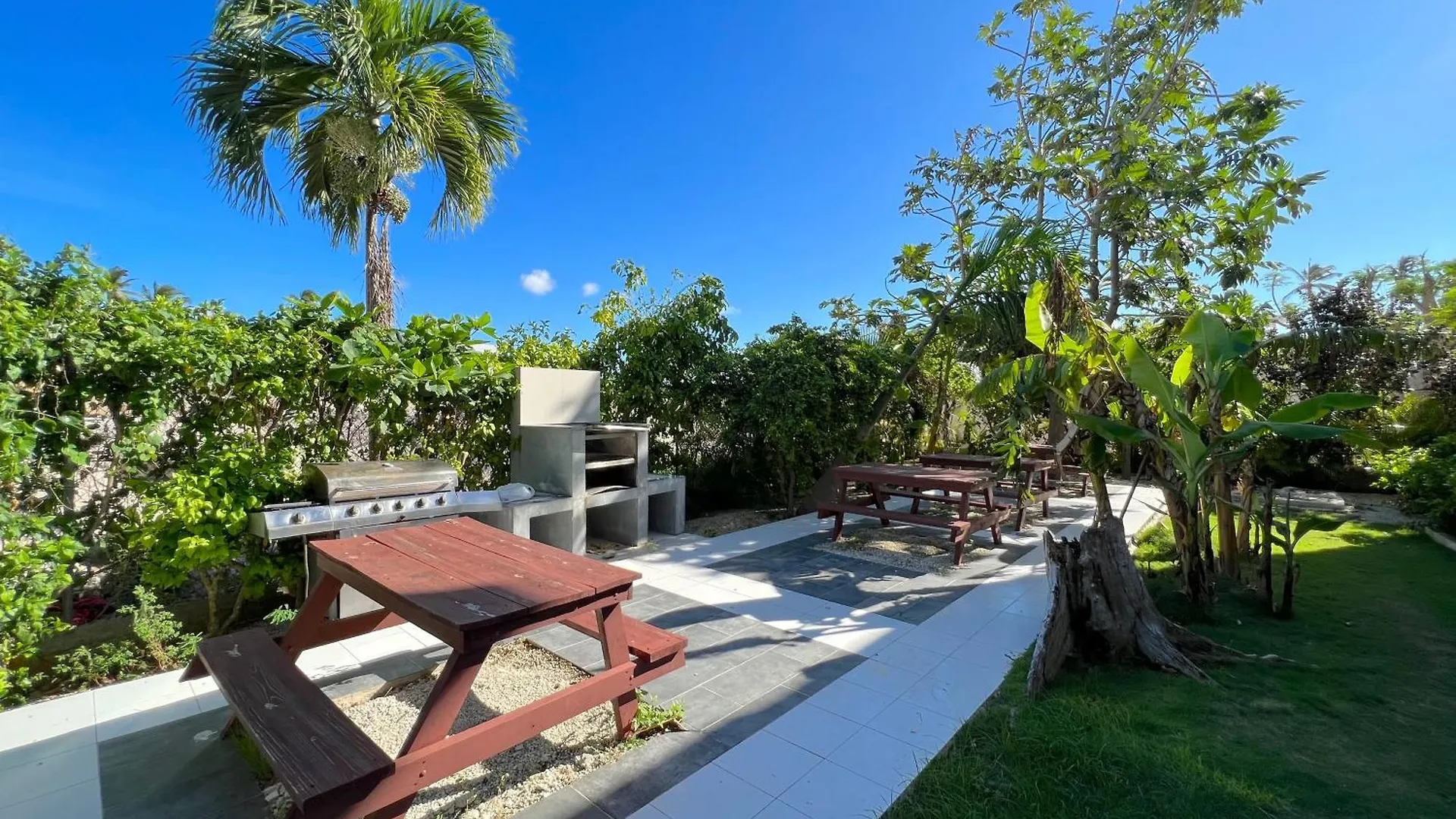 Sol Caribe Suites - Playa Los Corales - Beach Club, Wifi, Swimming Pool Punta Cana 5*,  República Dominicana