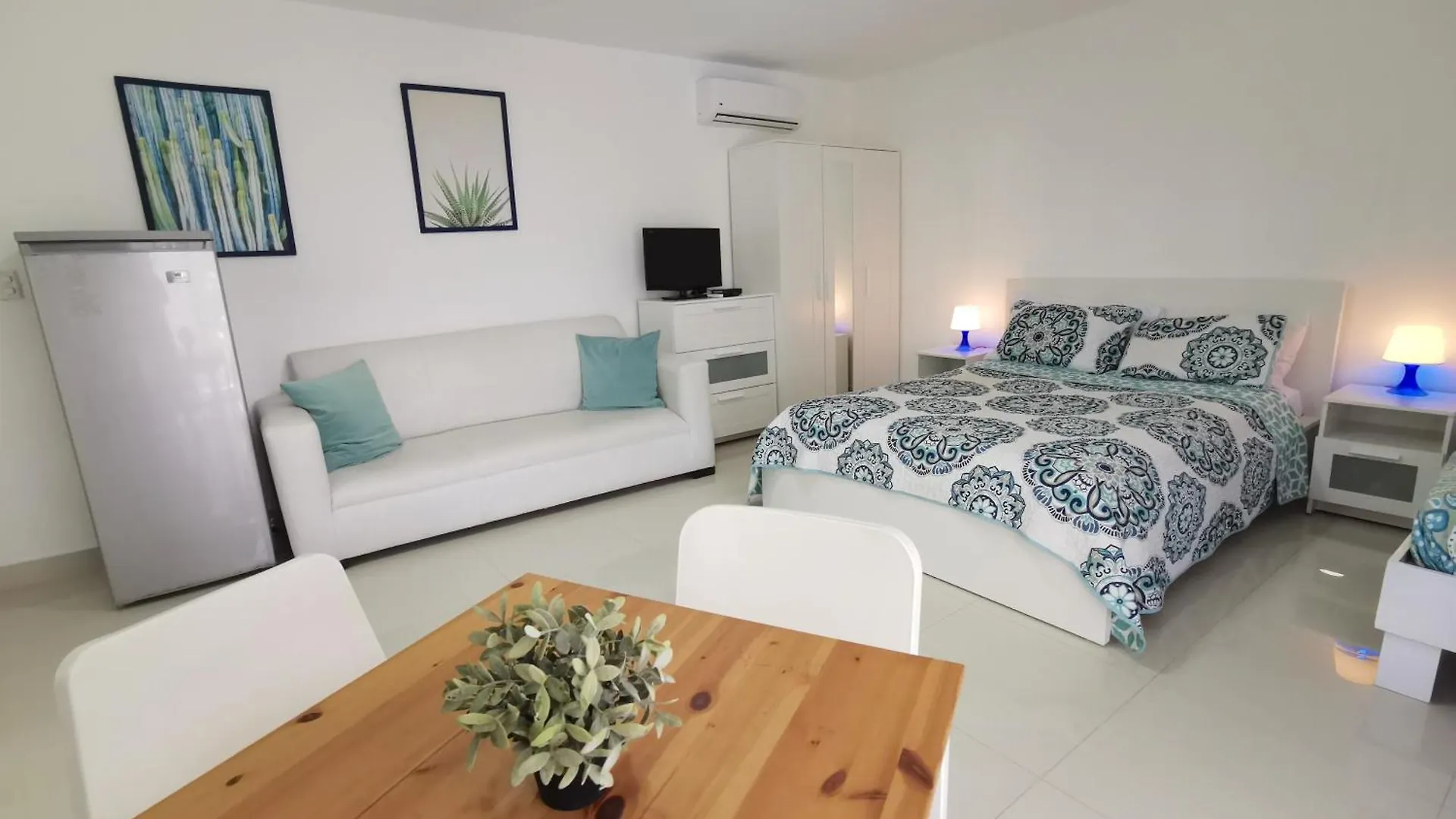 Sol Caribe Suites - Playa Los Corales - Beach Club, Wifi, Swimming Pool Punta Cana Hotel